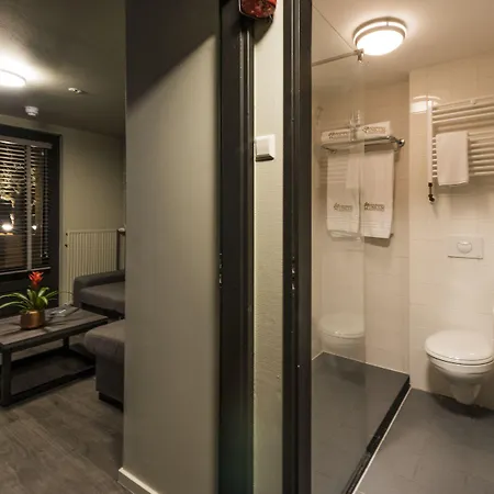 Elzenhagen Hotell 4*