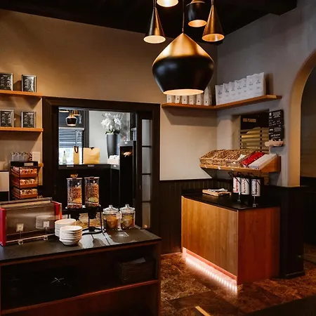 ホテル Elzenhagen Poeldijk