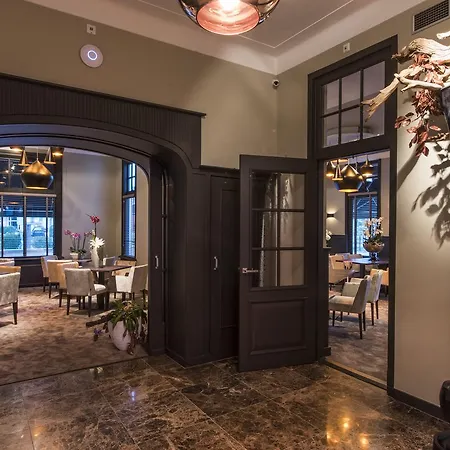 ホテル Elzenhagen 4*